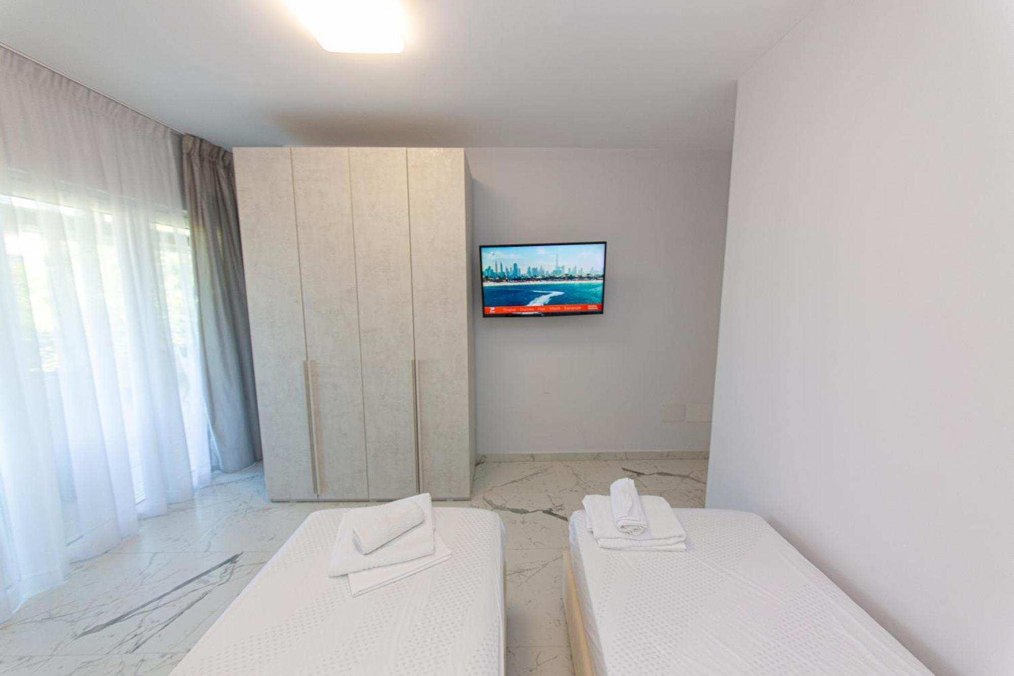 Luxury Villa 4 فلورا المظهر الخارجي الصورة